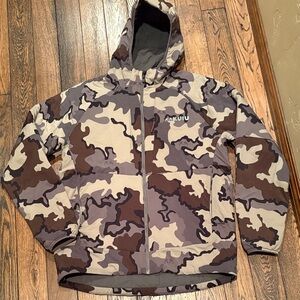 KUIU Kenai Toray Fabric Technologies Insulated jacket